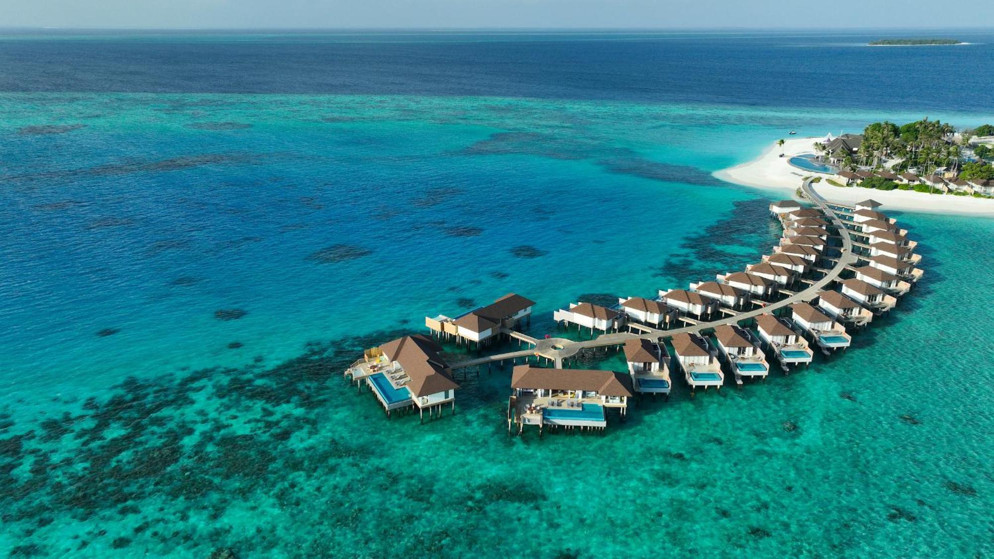 Avani Plus Fares Maldives Resort - 50 Percent Off On Seaplane Transfer For Minimum Stay Of 3 Nights And More For Stays Until 31 October 2025 Kendhoo Exteriér fotografie
