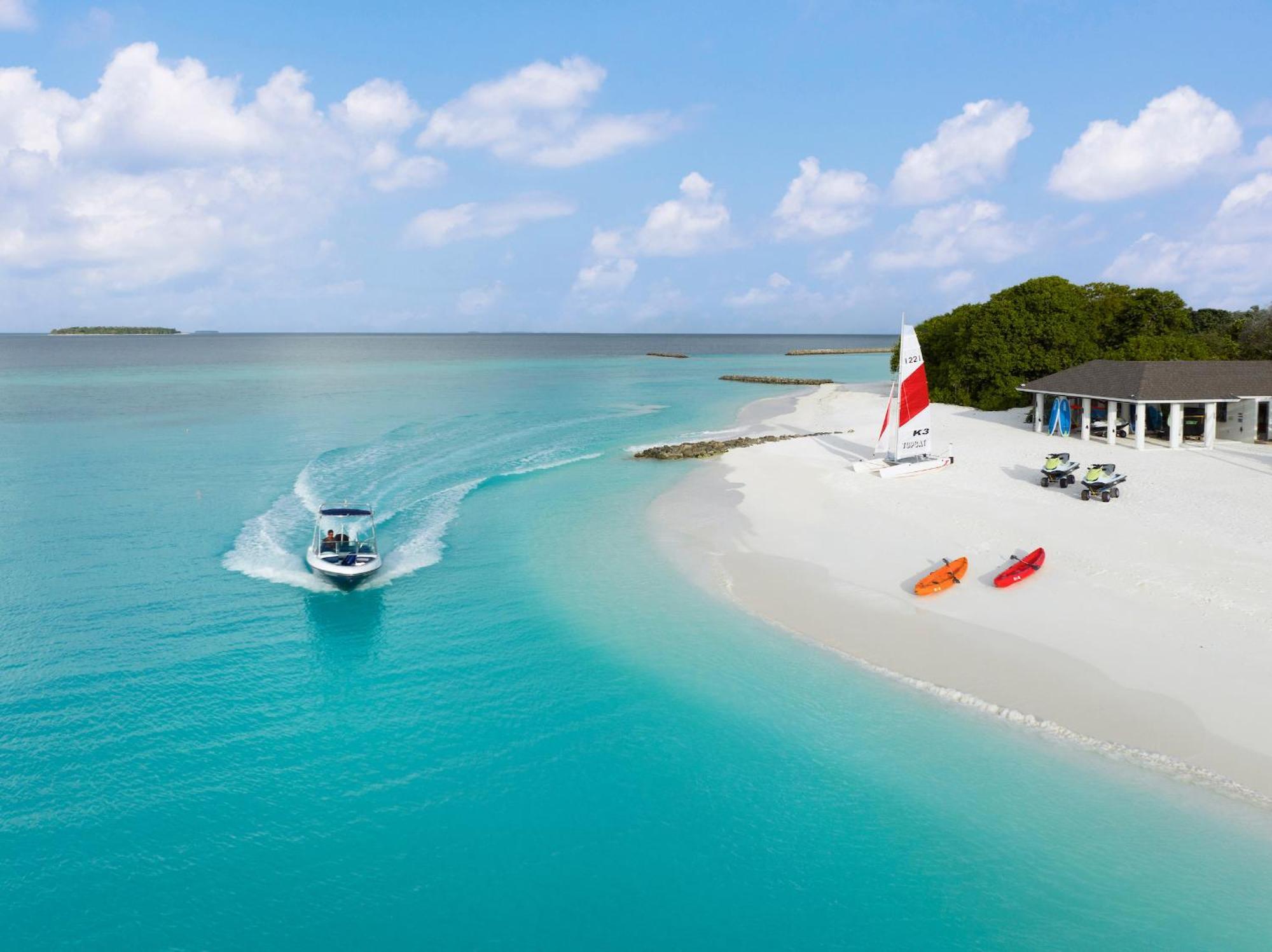 Avani Plus Fares Maldives Resort - 50 Percent Off On Seaplane Transfer For Minimum Stay Of 3 Nights And More For Stays Until 31 October 2025 Kendhoo Exteriér fotografie